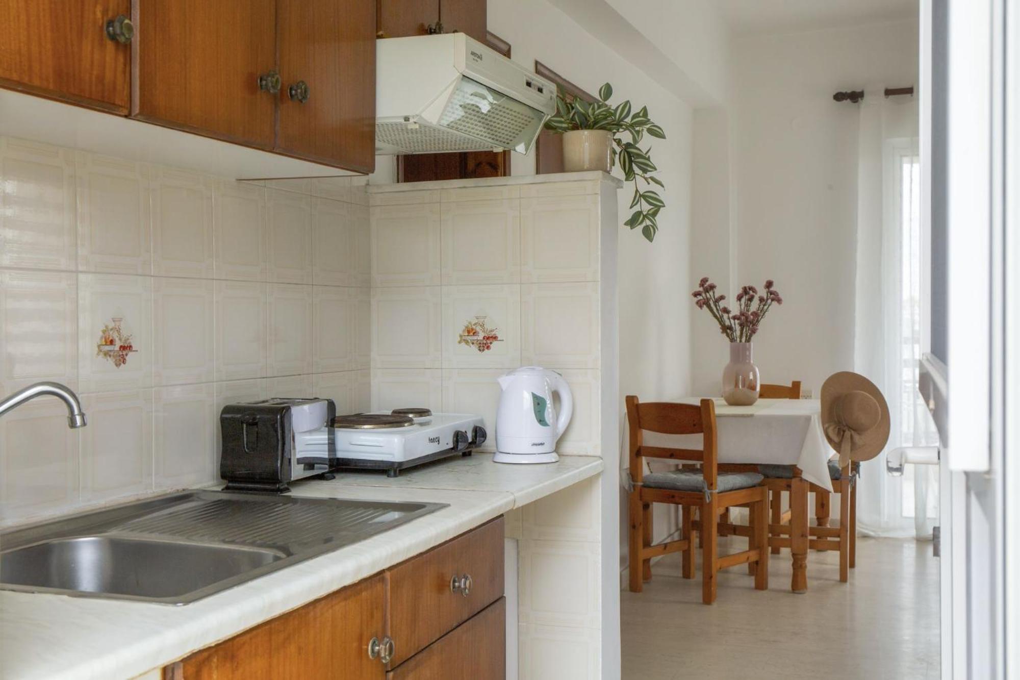 Searocco Studios & Apartments - Close To Alykes Center, By Zantewize Bilik gambar