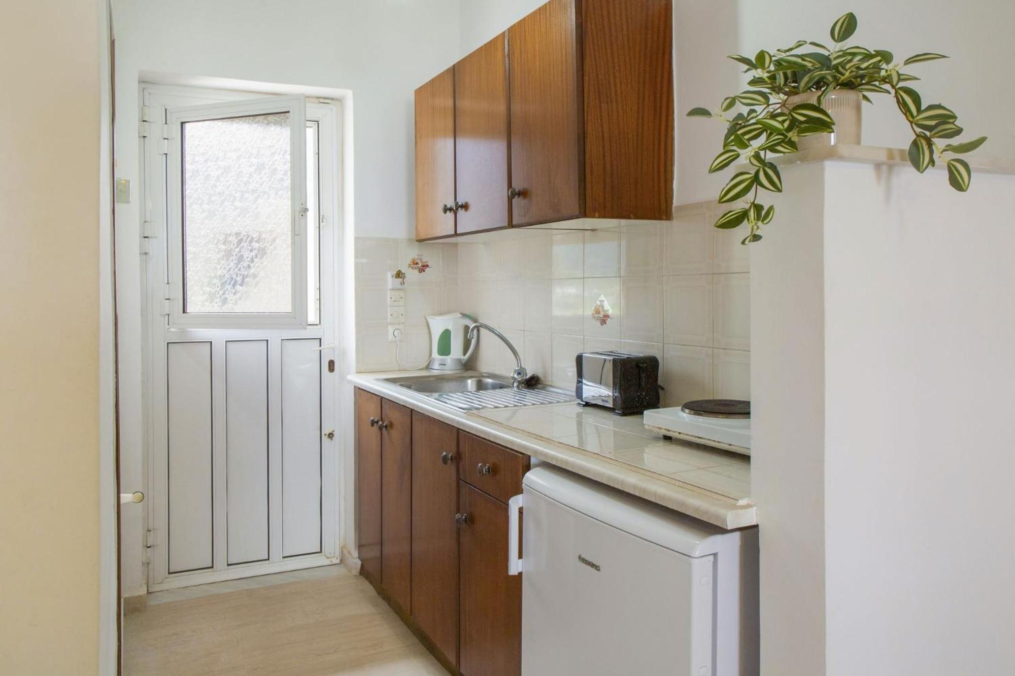 Searocco Studios & Apartments - Close To Alykes Center, By Zantewize Bilik gambar
